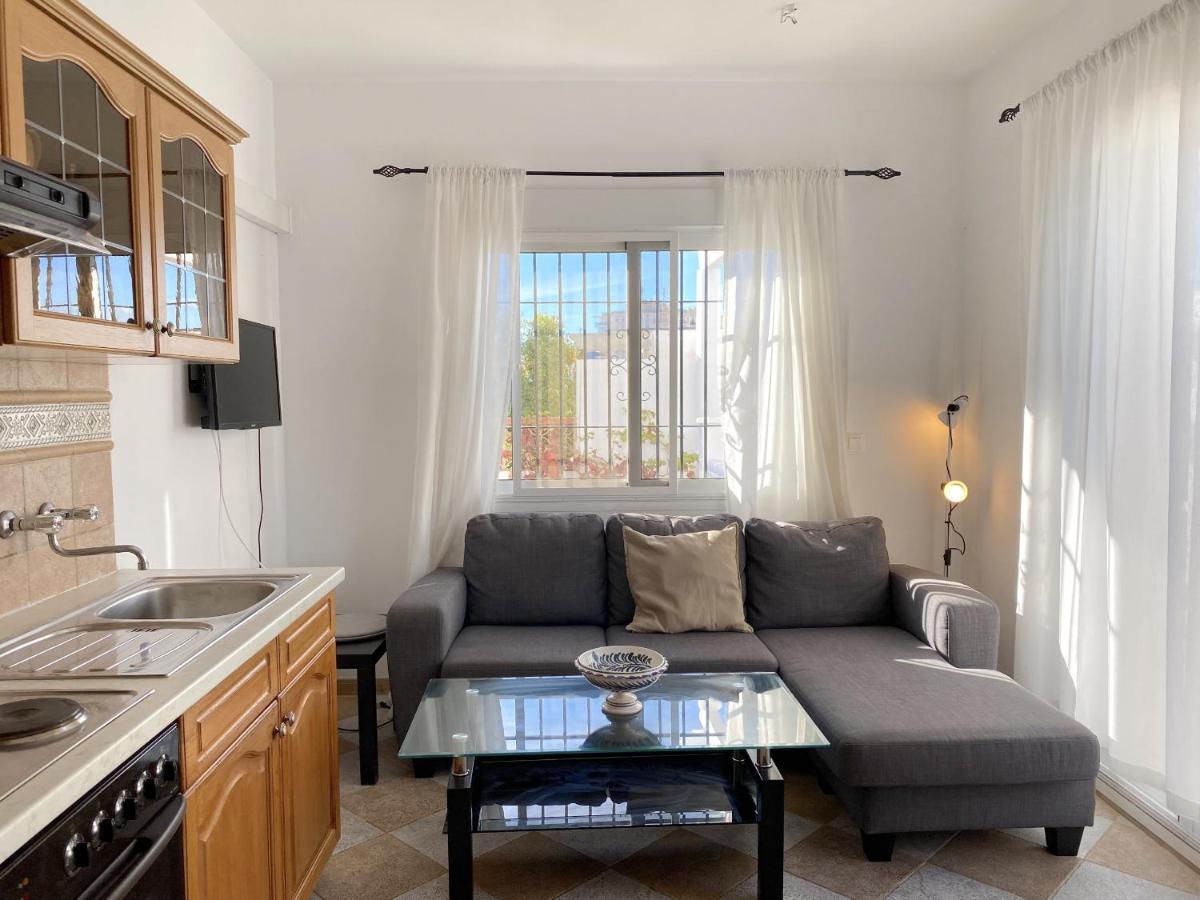 Villa Sandra Little Haven Apartment نيرخا المظهر الخارجي الصورة
